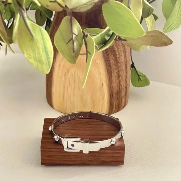 Michael Kors Astor Silver Buckle Bracelet With Studs Hinge Closure 2 adjustments - Picture 2 of 16